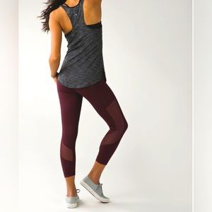 Lululemon Seek The Heat Crop
Bordeaux Drama 8 BNWT
